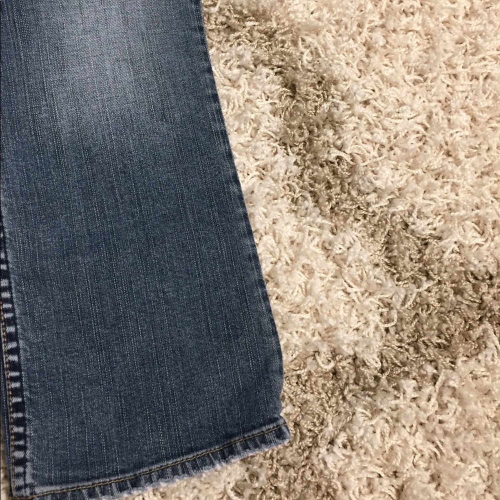 Silver capris - Picture 3 of 6